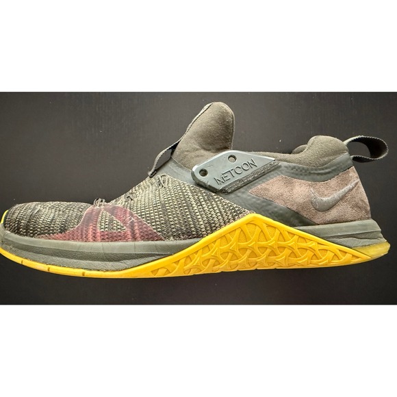Nike Metcon Flyknit 3 Shoes Mens 9.5 Sequoia/Bright Citron‎ Trainers Sneakers - Picture 1 of 11